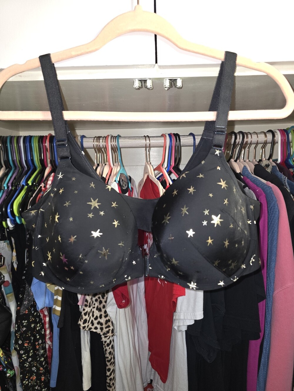 Torrid Curve Front-Close Bra 42C Foil Star Pattern